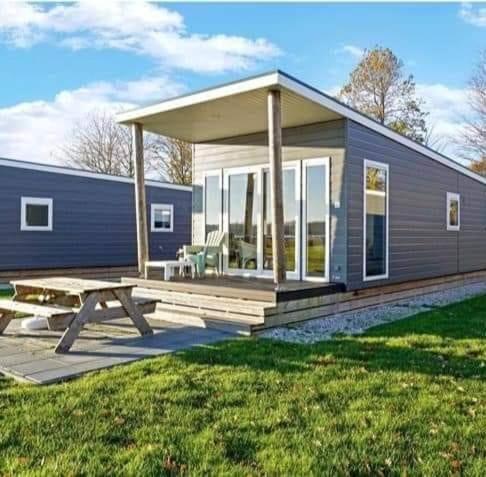 Chalet Babbelaar 6 - Premium Locatie Lauwersoog Exterior foto